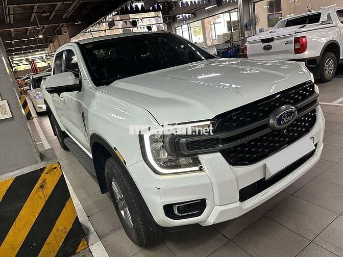 Ford Ranger XLS AT 2023 1 cầu Tự động Trắng