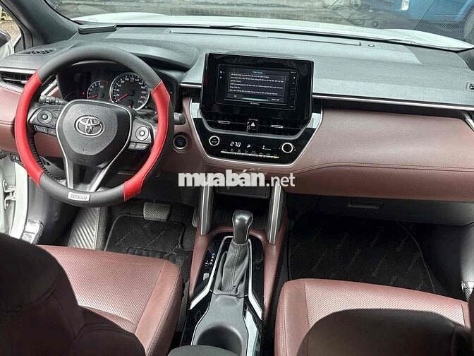 Toyota Hà Đông bán Corolla Cross 1.8G 2022 Trắng