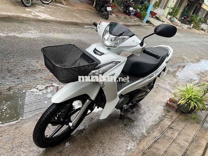 Honda Future 2020 Trắng, máy zin . màu trắng đẹp