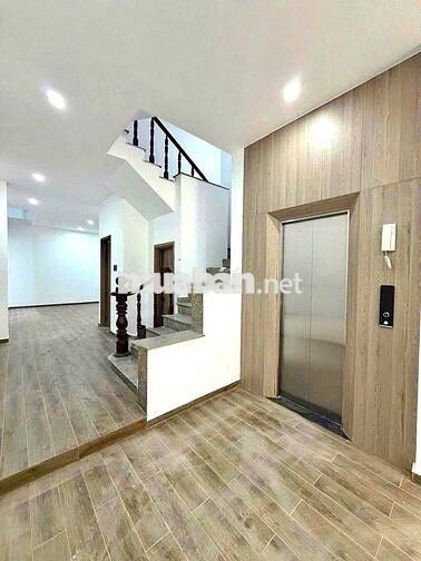 533C Nguyễn Đình Chiểu P4.Q3 - 450M² SÀN – THANG MÁY – MỚI 100%