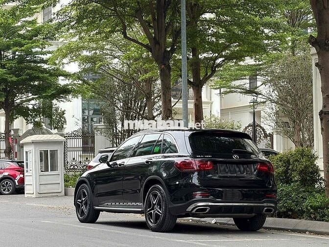 Toyot Hà Đông bán GLC300 2022 mới chạy 33216 km
