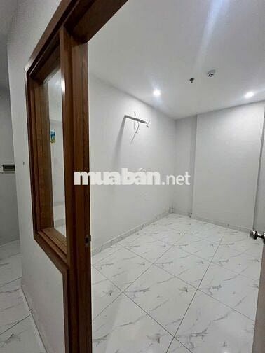 (8829) căn hộ star Tower: 2pn, wc. Có sổ hồng 1,330 tỷ