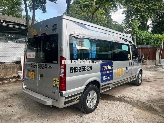 Ford Transit 16 chỗ Bạc