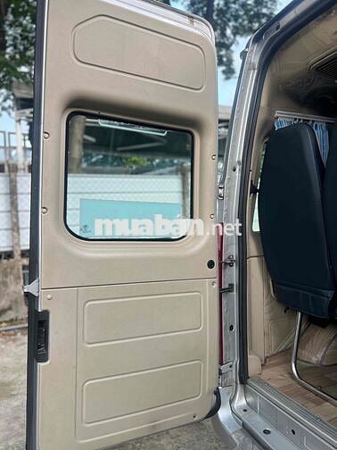 Ford Transit 16 chỗ Bạc