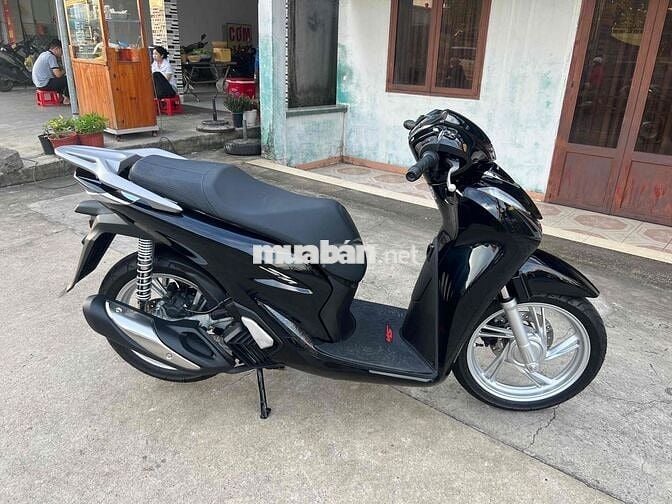 Honda SH 125 2024 Đen 1.900km bán trả góp