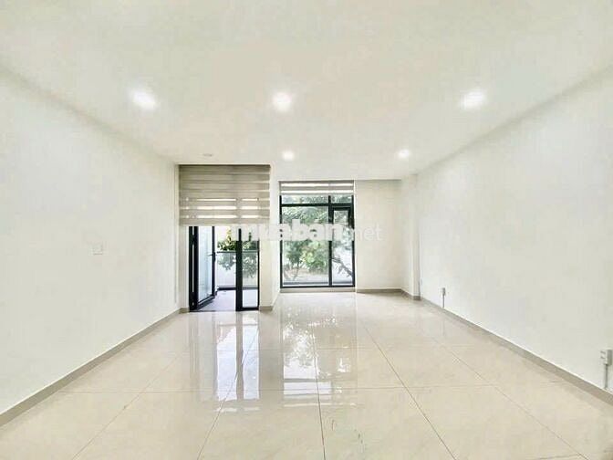 SIÊU ĐẸP SIÊU RẺ - 35D Phạm Văn Hai, P.5, TB, 5x21m, trống vào ngay