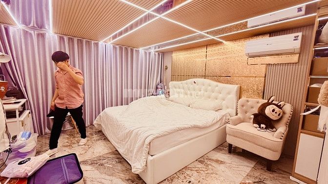 BÁN NHÀ ÂU CƠ THÔNG NI SƯ HUỲNH LIÊN