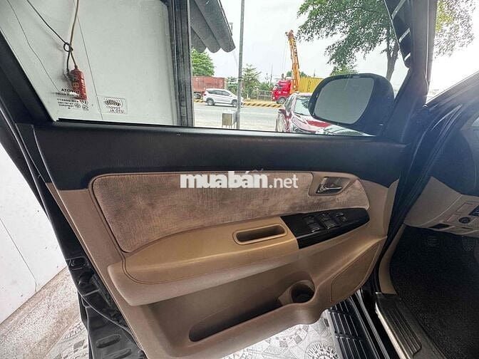 Fortuner 7 chỗ số sàn máy dầu 2016 xe gia đình