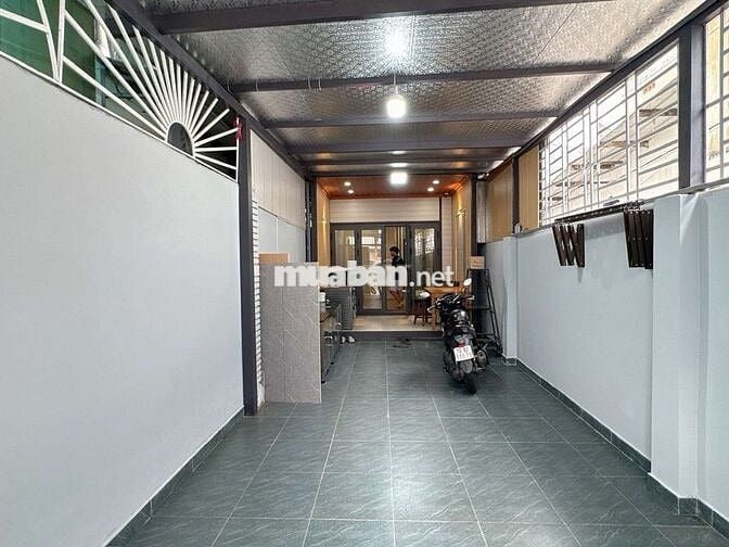 NGƯỜI CHỊ GỬI BÁN CĂN NHÀ 77M2 - CHỈ 3,8 TỶ