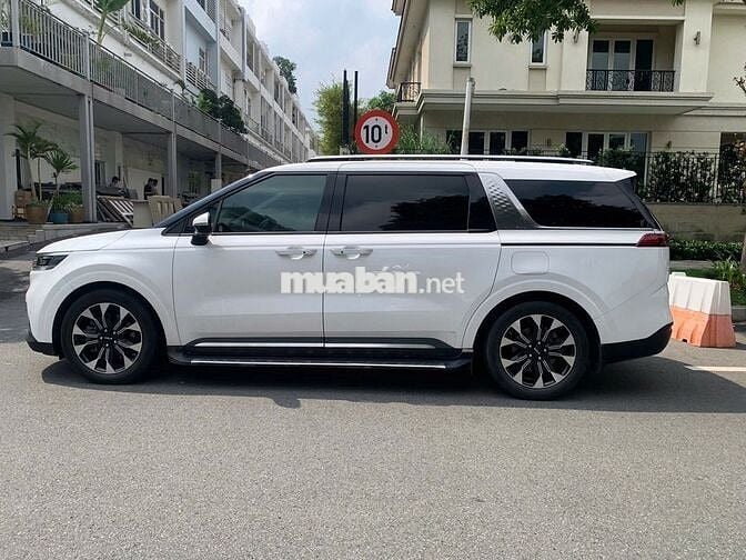 Kia Carnival Signature 2021 106.000 km Trắng