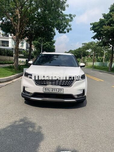Kia Carnival Signature 2021 106.000 km Trắng