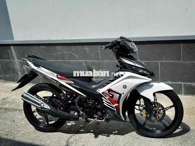 Yamaha Exciter 135 5 số Trắng Đen Đỏ