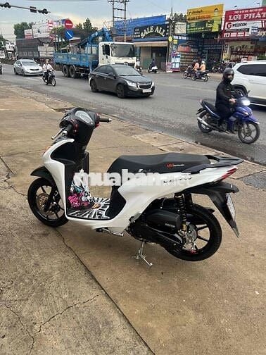 Honda Vision 2023 Trắng 8715 km bán trả góp