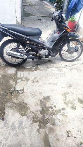 Xe số Yamaha Taurus Đen Xăng