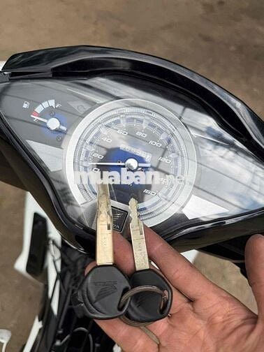Honda Future 2024 Trắng đen 8.000 km