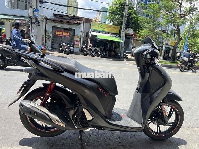Honda SH 125 Smartkey 2017 Odo 35k Bstp Zin Êm