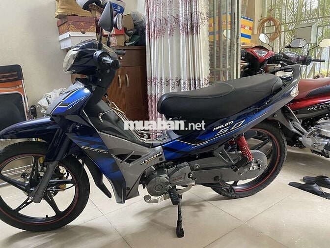 Xe máy Sirius 50cc Xanh đen 1 vạn km