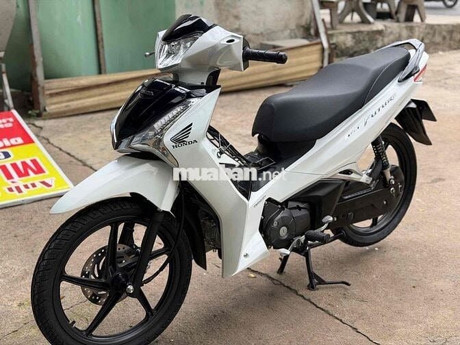 Honda Future 2024 Trắng đen 8.000 km