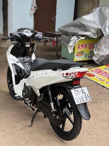 Honda Future 2024 Trắng đen 8.000 km