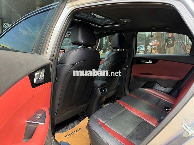Kia K3 1.6T Premium 2022 form mới mà chỉ 489tr