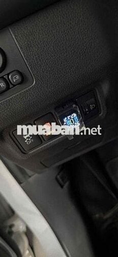 Mitsubishi Xpander Cross 2024 Trắng 7 chỗ