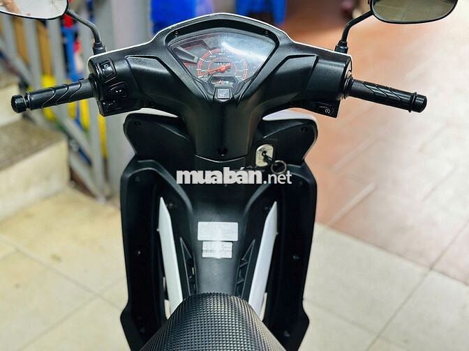 XE MÁY THỊNH PHÁT- WAVE RSX TRẮNG ĐEN SPORT 2023