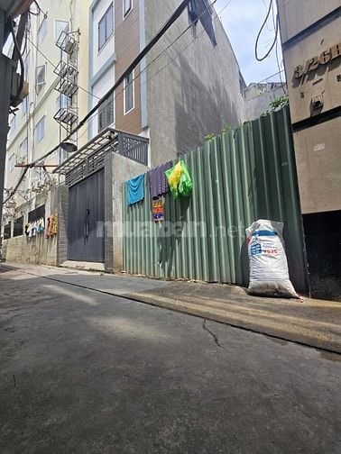 Bán nhà Nát Ngay Bình Giã- Trường CHinh. Dt 3.3x12.5m. gần Ga T3