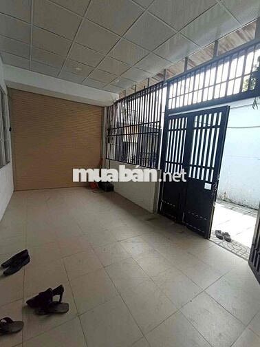 cần bán nhà 2 mặt tiền hẻm thông 6.34x17 được sử dụng