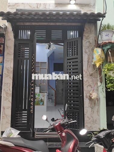 Nhà Nguyên Căn 2 lầu 64m2 Hẻm Xe Hơi Đổ Cửa