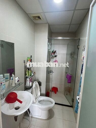 Cho thuê phòng master 18m2 giá 3tr5 full nội thất chung cư Dream Home