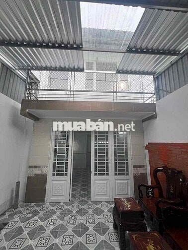 Nhà 4x20m trệt gác có sân rộng - hẻm Nguyễn Văn Cừ