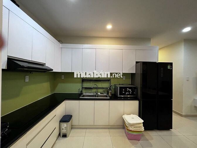 Cho thuê phòng master 18m2 giá 3tr5 full nội thất chung cư Dream Home