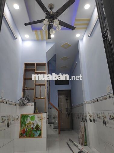 Nhà Nguyên Căn 2 lầu 64m2 Hẻm Xe Hơi Đổ Cửa
