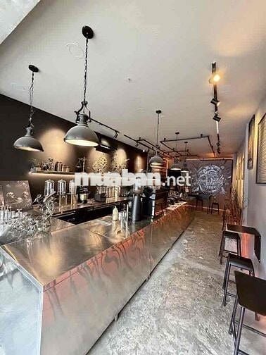 Nhà mặt tiền Tân Định, Quận 1 – 70m² – 26 triệu/tháng