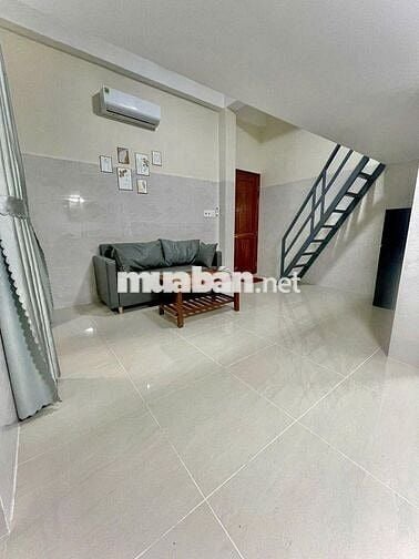 DUPLEX TO ĐÙNG NGAY DHCT - FULL NT - BAN CÔNG RIÊNG - HẦM XE-THANG MÁY