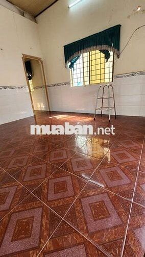 NHÀ CẤP 4 CÓ SÂN RỘNG ĐƯỜNG SỐ 4