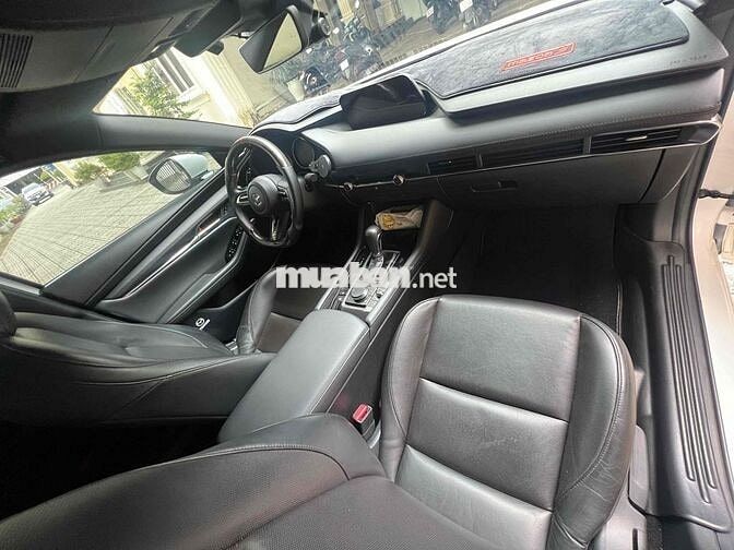 Mazda 3 1.5 Sport Premium 2024 Trắng 33.000km
