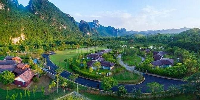 BÁN GẤP LÔ ĐẤT 630M2 GẦN DỰ ÁN SUN GROUP CUỐI HẠ KIM BÔI GIÁ 930 TRIỆU