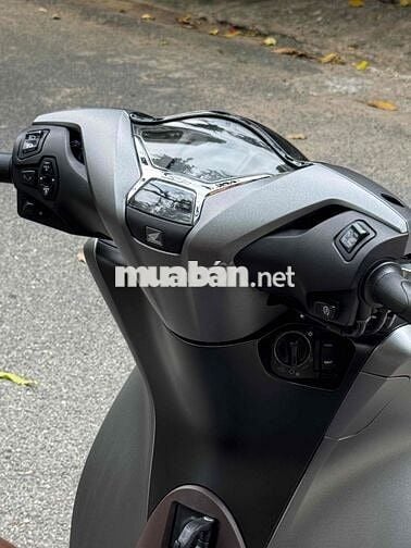 Honda SH 160i ABS 2024 Xám đen black