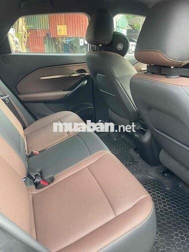VinFast VF6 Plus 2026 Trắng 7.500 km