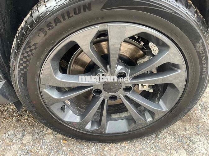 VinFast VF6 Plus 2026 Trắng 7.500 km