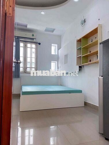 Phòng 30m2 ban công rộng yên tĩnh nội thất đủ Đặng Văn Ngữ Phú Nhuận