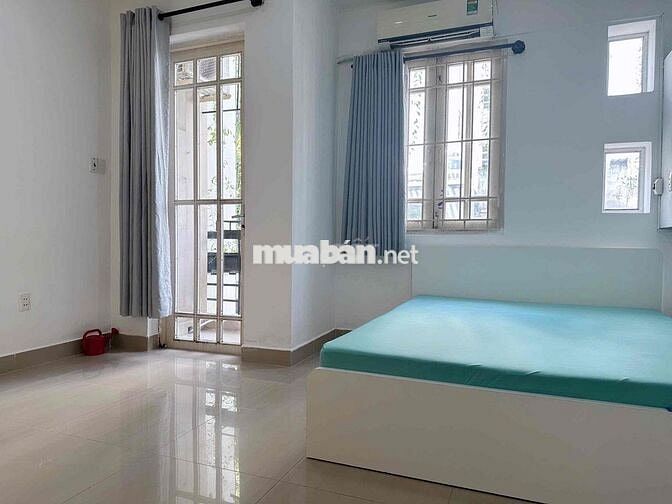 Phòng 30m2 ban công rộng yên tĩnh nội thất đủ Đặng Văn Ngữ Phú Nhuận