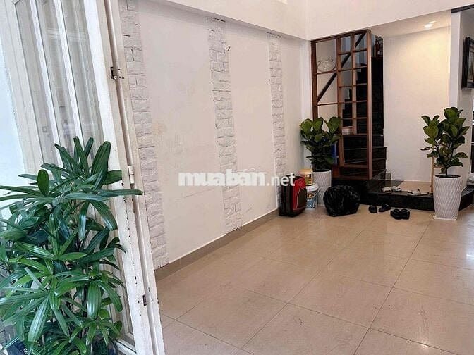 Phòng 30m2 ban công rộng yên tĩnh nội thất đủ Đặng Văn Ngữ Phú Nhuận