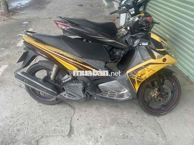 Yamaha Nouvo Vàng đen