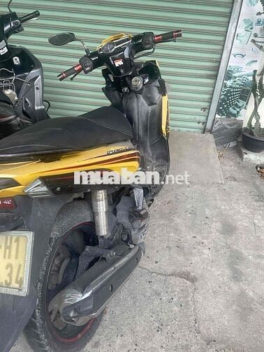 Yamaha Nouvo Vàng đen