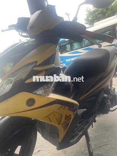 Yamaha Nouvo Vàng đen