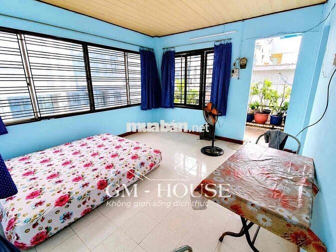 Phòng trên 40m2 ban công cửa sổ siêu thoáng ngay Lê Văn Sỹ Phú Nhuận