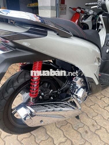 Honda SH 160i ABS 2026 MẪU MỚI 3.000Km Xám Xj Măng