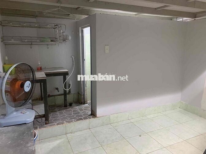 phòng trọ giá rẻ phường 15 gò vấp, gần trường nguyễn trung trực.